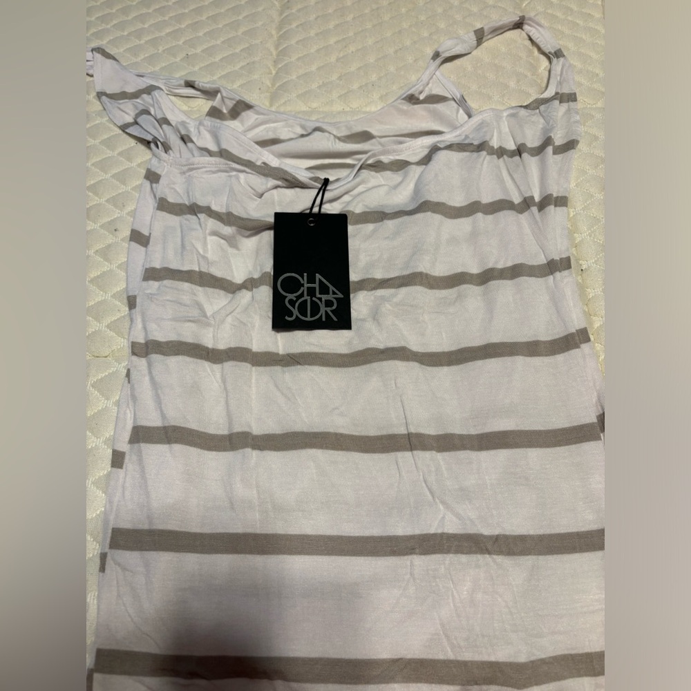 CHASER tank White & Gray Wrap In Back‎ Flowy Med NWT